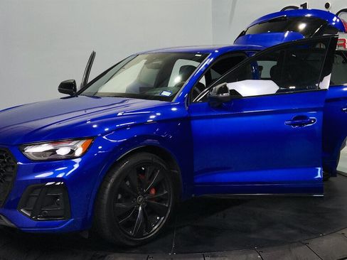 Used 2023 Audi SQ5 Prestige w/ Prestige Package AWD/4WD image 18