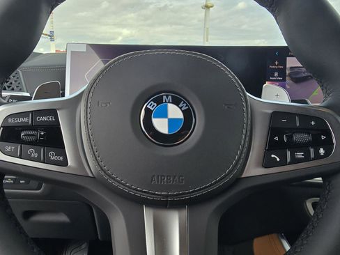 New 2026 BMW X5 xDrive40i w/ M Sport Package image 24