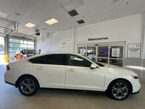 Used 2023 Honda Accord EX-L image 7