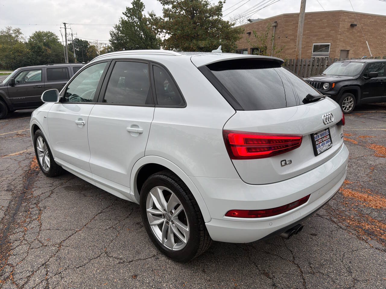 Used 2018 Audi Q3 2.0T Premium AWD/4WD image 4