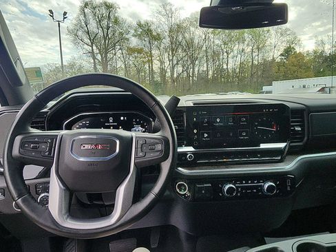 Used 2025 GMC Sierra 1500 SLT AWD/4WD image 20