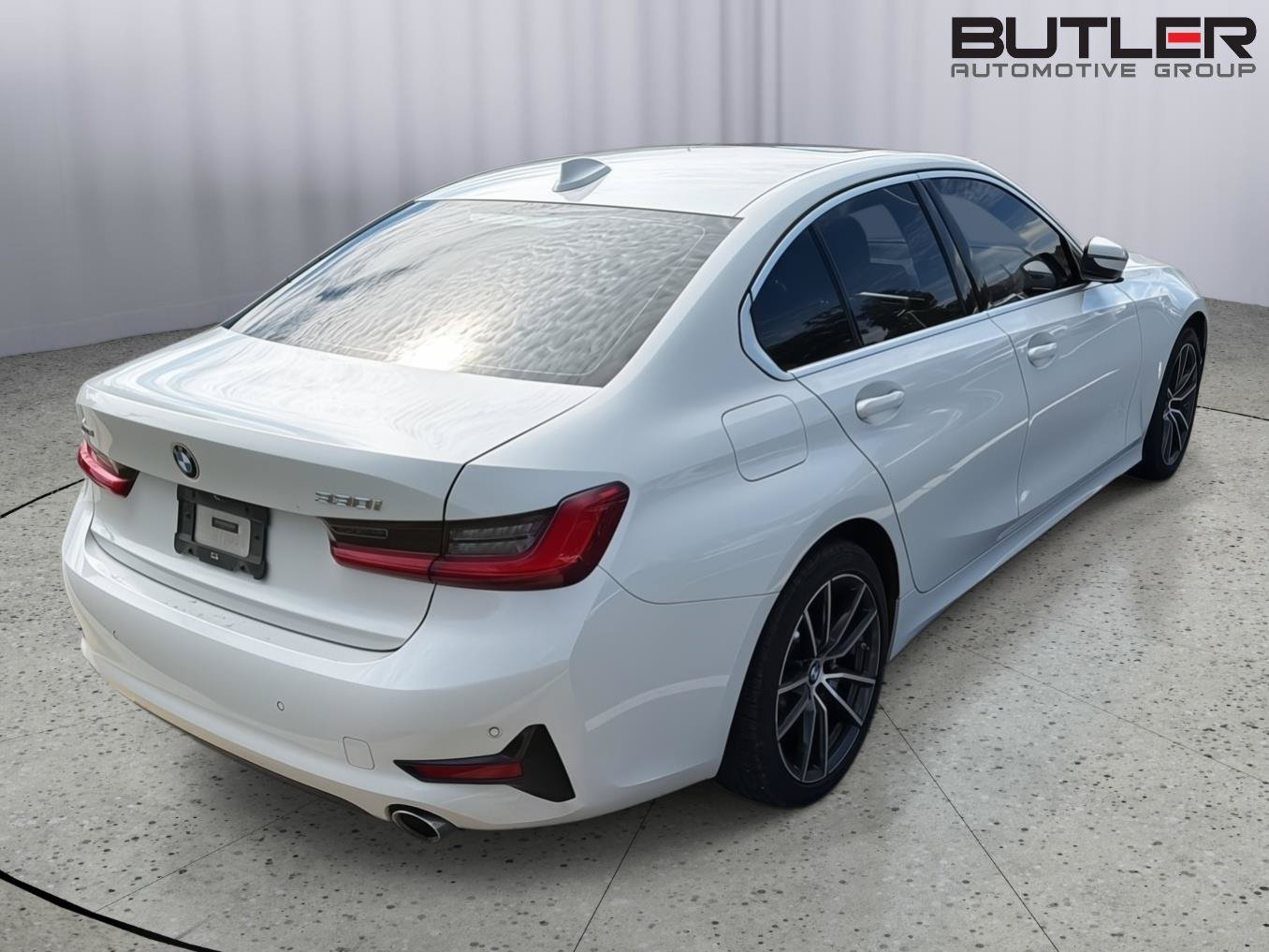 Used 2019 BMW 330i xDrive Sedan w/ Convenience Package AWD/4WD image 7