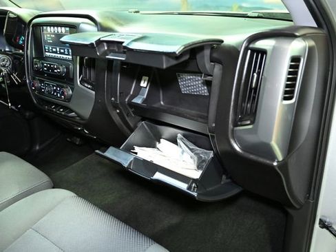 Used 2018 Chevrolet Silverado 1500 LT w/ LT Eassist Package image 54