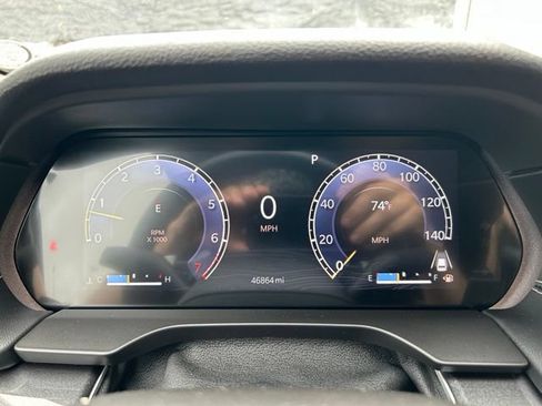Used 2022 Jeep Grand Cherokee L Laredo w/ Luxury Tech Group I AWD/4WD image 2
