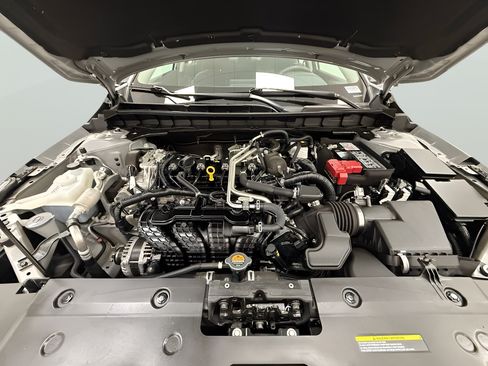 Used 2022 Nissan Altima 2.5 S FWD image 39