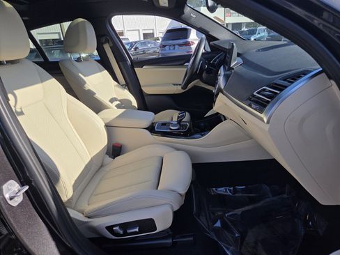 Used 2022 BMW X4 xDrive30i w/ M Sport Package 2 image 17