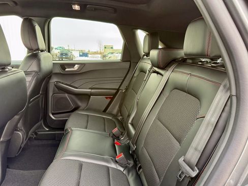 New 2026 Ford Escape ST-Line w/ Tech Pack #1 AWD/4WD image 11