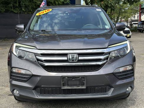 Used 2018 Honda Pilot Touring image 8
