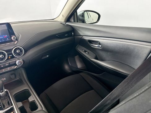 Used 2022 Nissan Sentra SV FWD image 21