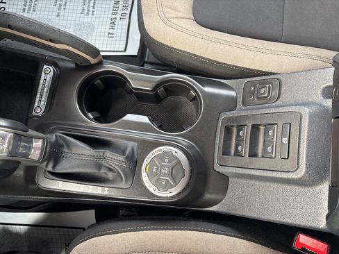 Used 2021 Ford Bronco Big Bend image 21