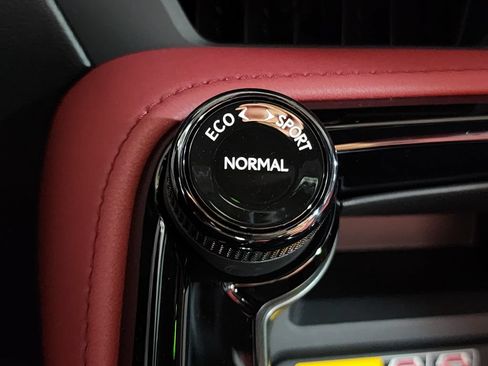New 2026 Lexus NX 350 AWD image 21