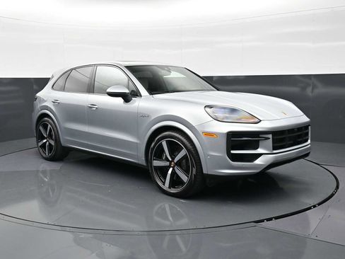New 2026 Porsche Cayenne E-Hybrid image 31
