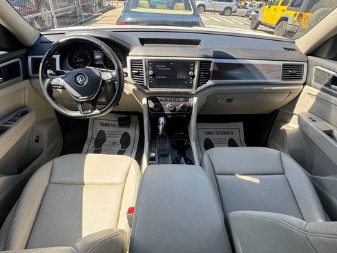 Used 2018 Volkswagen Atlas SE image 14