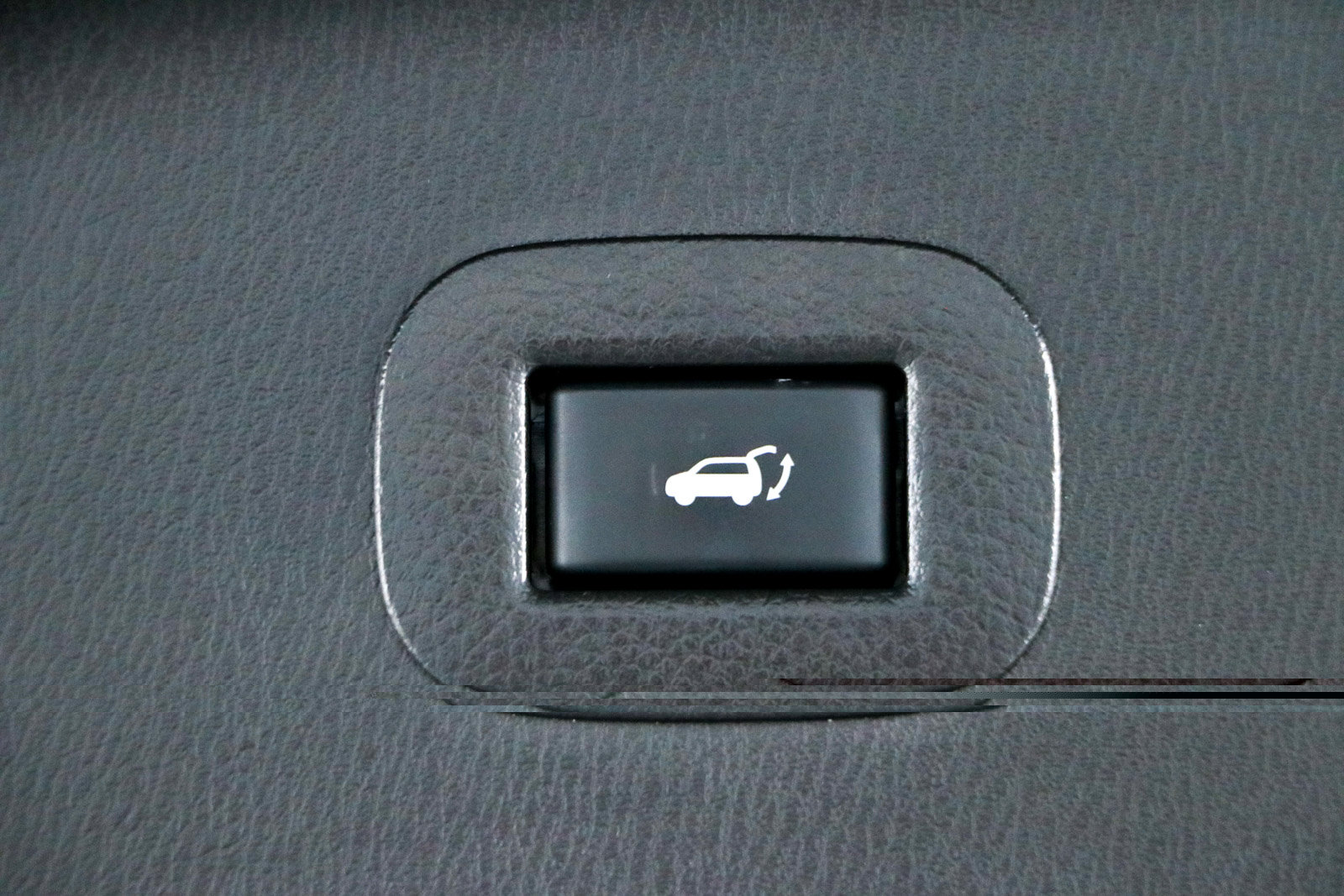 Used 2023 INFINITI QX80 Sensory w/ Cargo Package AWD/4WD image 35