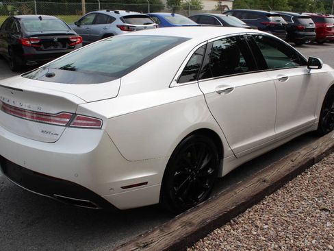 Used 2020 Lincoln MKZ Reserve w/ Monochromatic Package AWD/4WD image 6