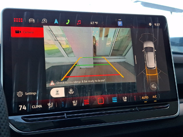 New 2026 Volkswagen GTI SE FWD image 4