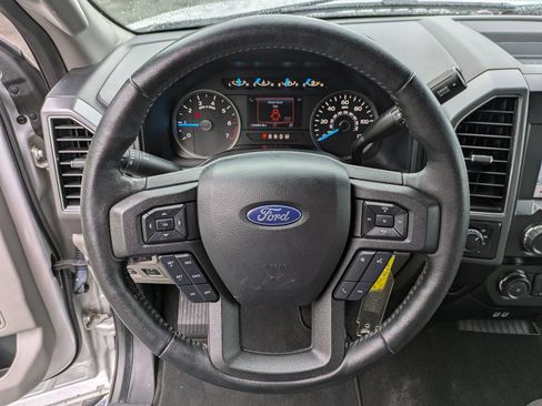 Certified 2019 Ford F150 XLT w/ Equipment Group 302A Luxury AWD/4WD image 9