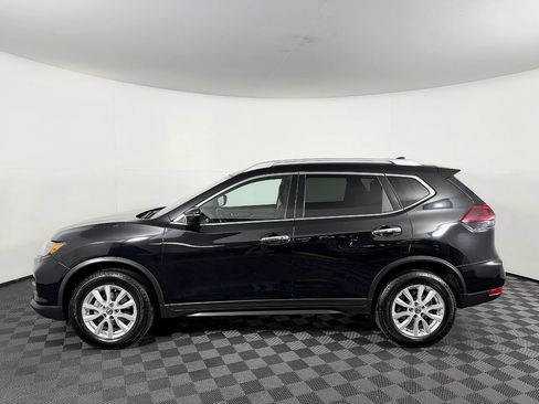 Used 2018 Nissan Rogue SV AWD/4WD image 18
