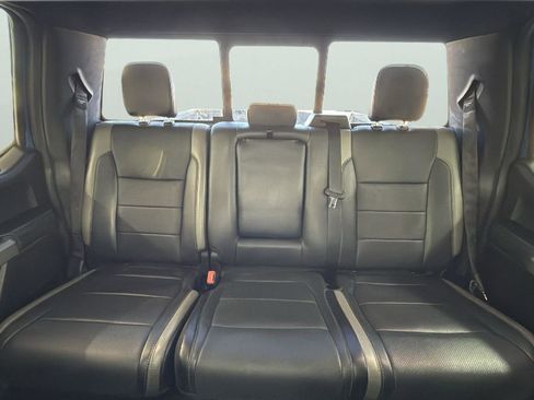 Used 2018 Ford F150 Raptor w/ Equipment Group 802A Luxury image 26