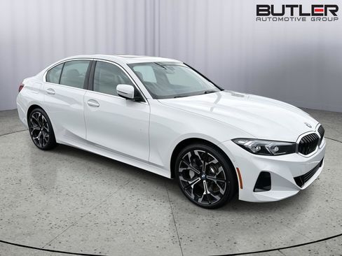 Used 2025 BMW 330i Sedan w/ Premium Package RWD image 6