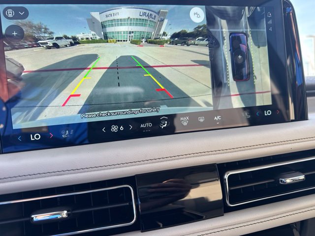 Used 2025 Lincoln Aviator Reserve w/ Equipment Group 201A AWD/4WD image 13