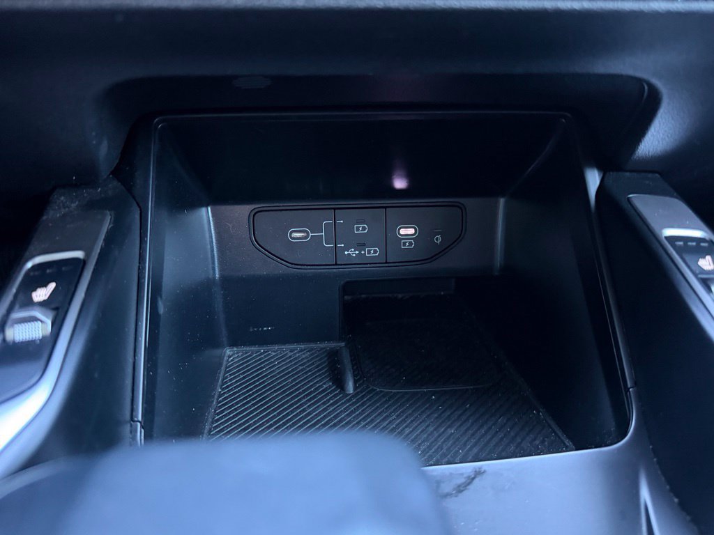 Used 2025 Kia Sorento EX w/ Panoramic Sunroof Package AWD/4WD image 15