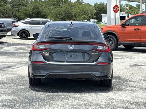 Used 2025 Honda Civic Sport image 8