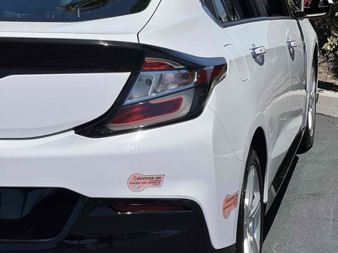 Used 2019 Chevrolet Volt LT FWD image 39