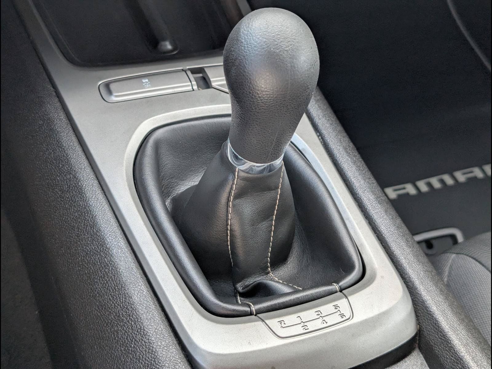 Used 2015 Chevrolet Camaro LS RWD image 14
