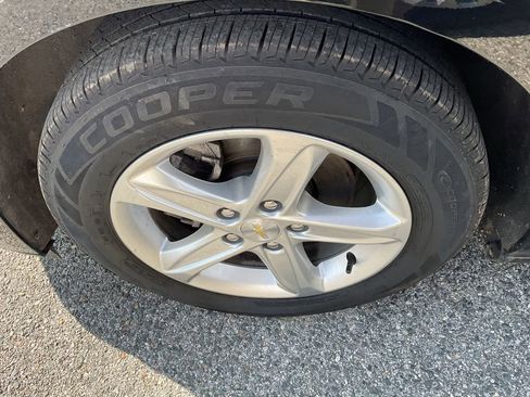 Used 2023 Chevrolet Malibu LS image 5