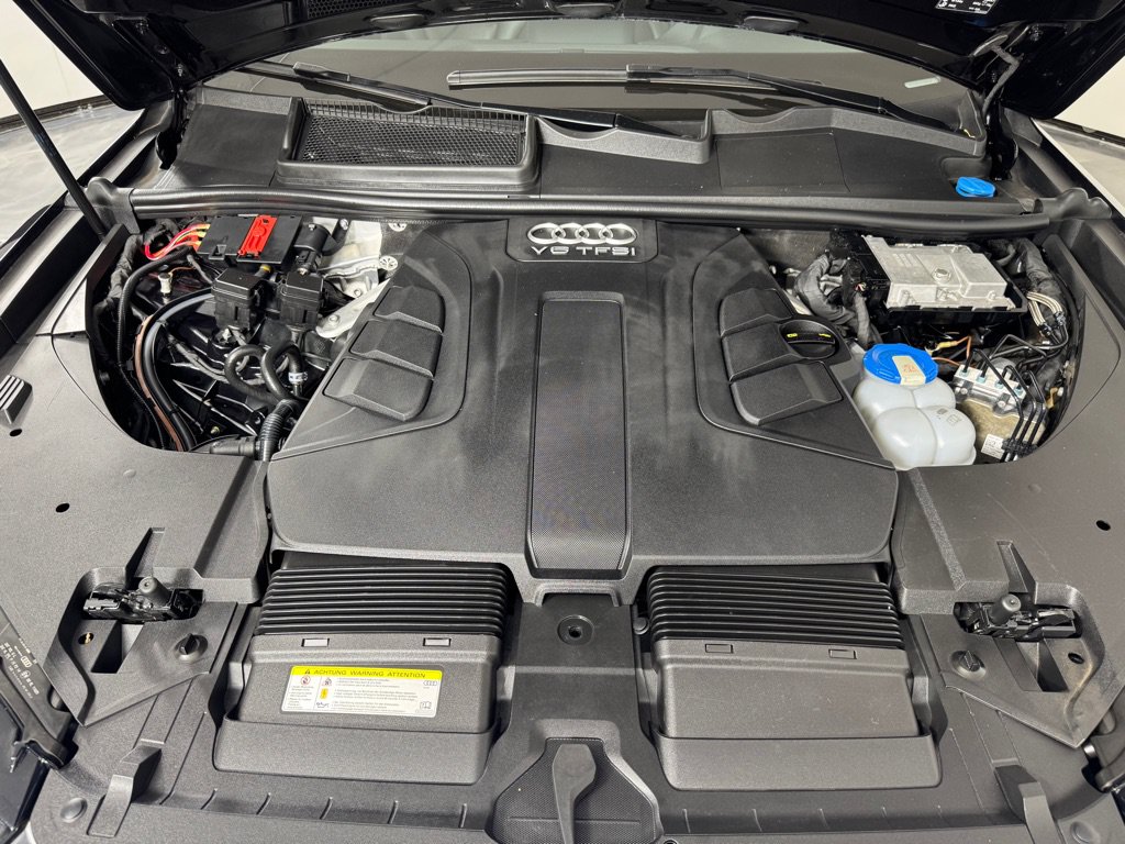 Used 2017 Audi Q7 3.0T Premium Plus AWD/4WD image 32