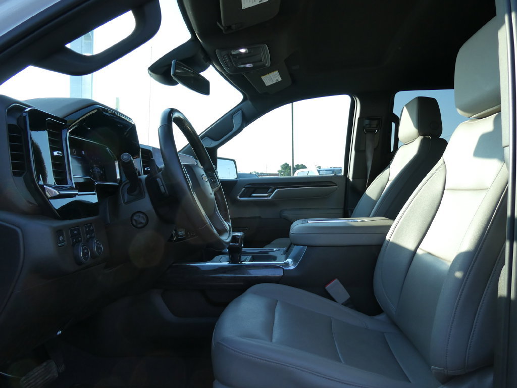 Certified 2022 Chevrolet Silverado 1500 LTZ AWD/4WD image 22