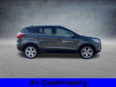 Used 2019 Ford Escape Titanium AWD/4WD image 5
