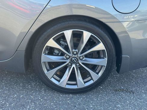 Used 2023 Nissan Maxima Platinum w/ Sport Mat Group image 8