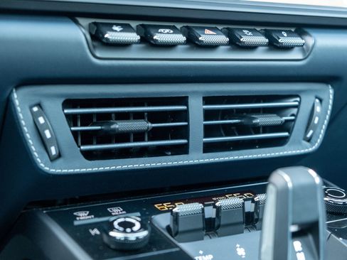 New 2026 Porsche 911 Carrera GTS image 37