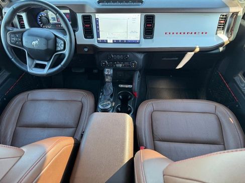 Used 2023 Ford Bronco Heritage Edition image 10
