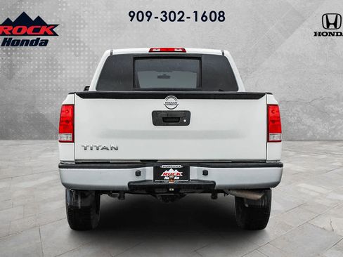 Used 2015 Nissan Titan S image 4
