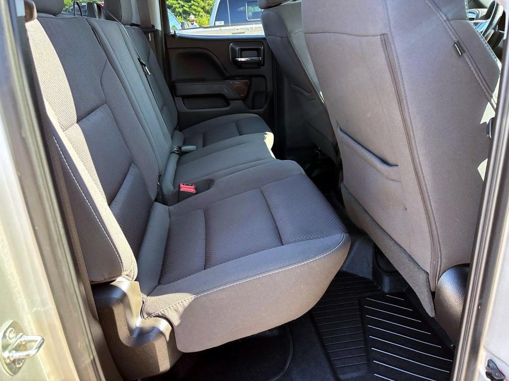Used 2019 GMC Sierra 2500 SLE AWD/4WD image 13