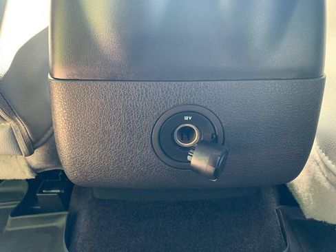 Used 2014 Ford F150 XLT w/ Equipment Group 302A Luxury AWD/4WD image 18