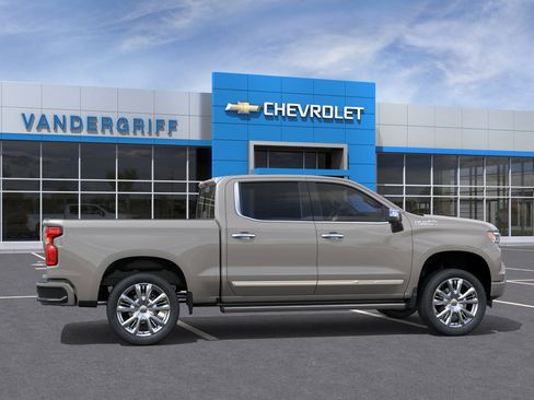 New 2026 Chevrolet Silverado 1500 High Country AWD/4WD image 5