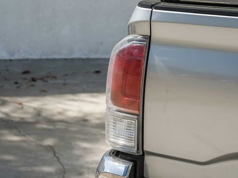 Used 2023 Toyota Tacoma TRD Off-Road AWD/4WD image 7