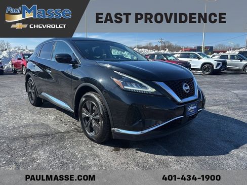 Used 2019 Nissan Murano S image 3