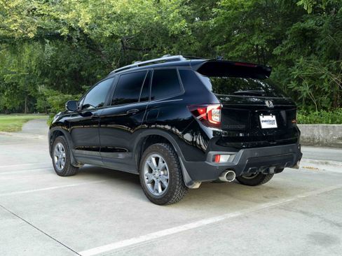 Used 2025 Honda Passport TrailSport image 7