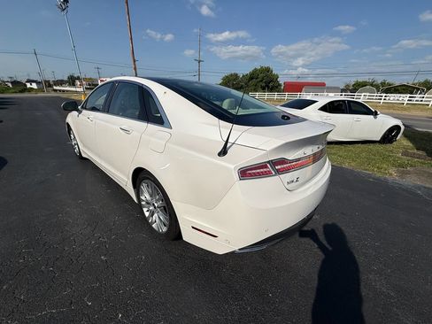 Used 2014 Lincoln MKZ Hybrid w/ Equipment Group 202A Reserve FWD image 5