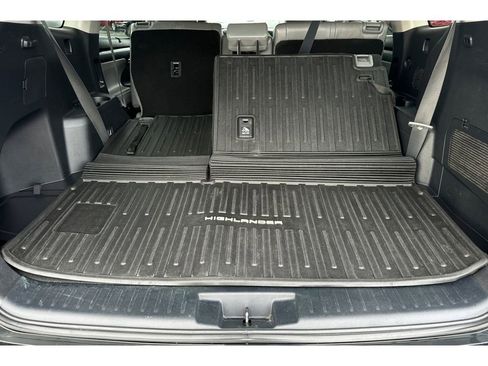 Certified 2022 Toyota Highlander XLE image 18