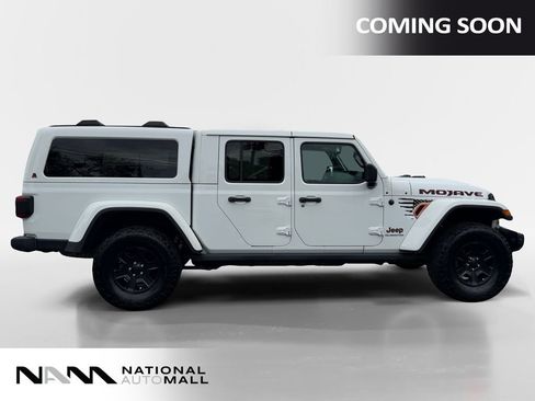Used 2021 Jeep Gladiator Mojave AWD/4WD image 6