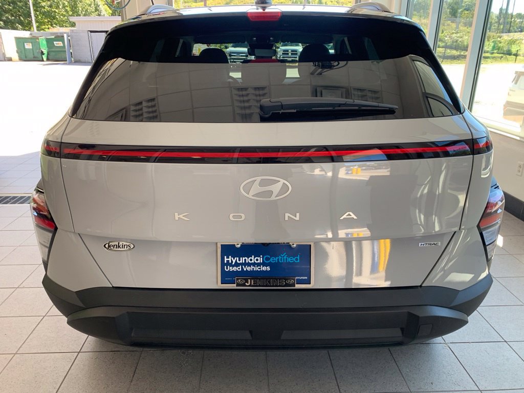 Certified 2026 Hyundai Kona SEL Sport AWD/4WD image 14