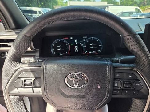 Used 2026 Toyota Tacoma TRD Sport AWD/4WD image 23