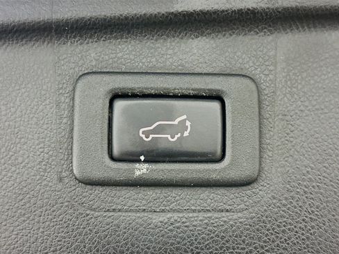 Used 2019 Subaru Outback 2.5i Limited w/ Popular Package #2 AWD/4WD image 32