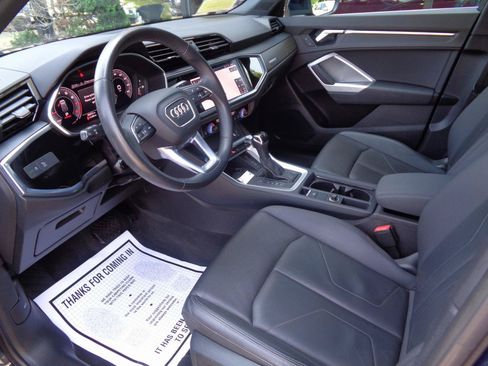 Used 2020 Audi Q3 2.0T Premium Plus w/ Premium Plus Package AWD/4WD image 10